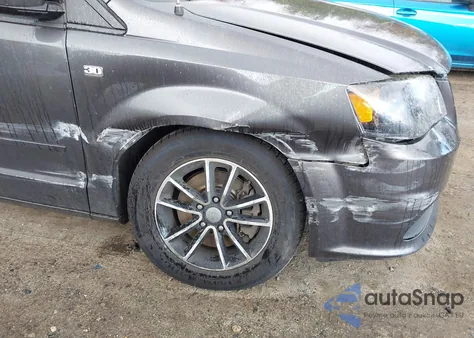 2014 Dodge Grand Caravan Se 30Th Anniversary z USA, uszkodzony, nr VIN 2C4RDGBGXER335472